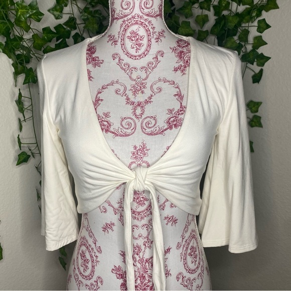 Klassy NetWork Right Tie Top - Picture 2 of 4